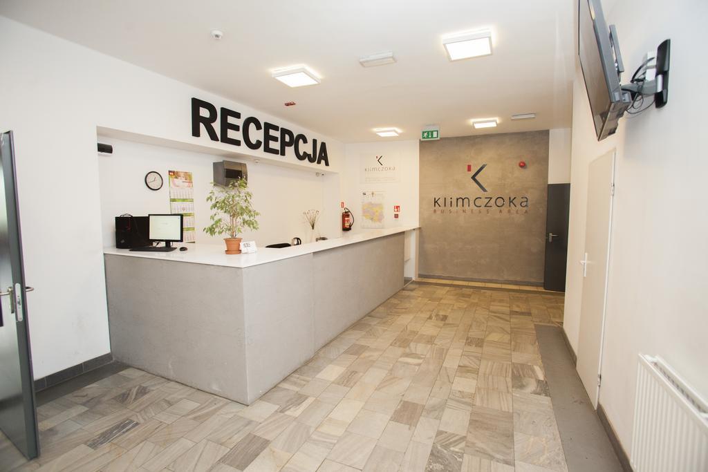 Klimczoka 6 Hostel Katowice Bagian luar foto