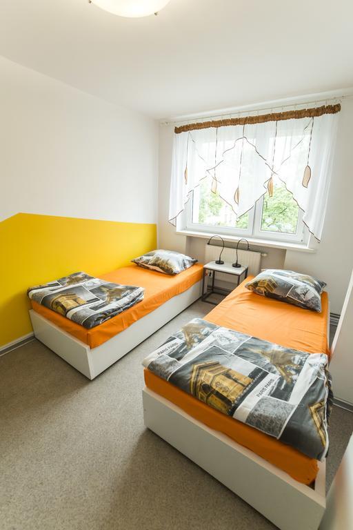 Klimczoka 6 Hostel Katowice Bagian luar foto